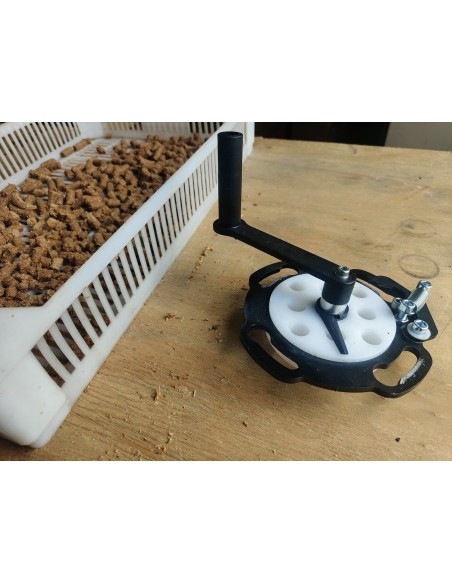 Taglio pellet manuale